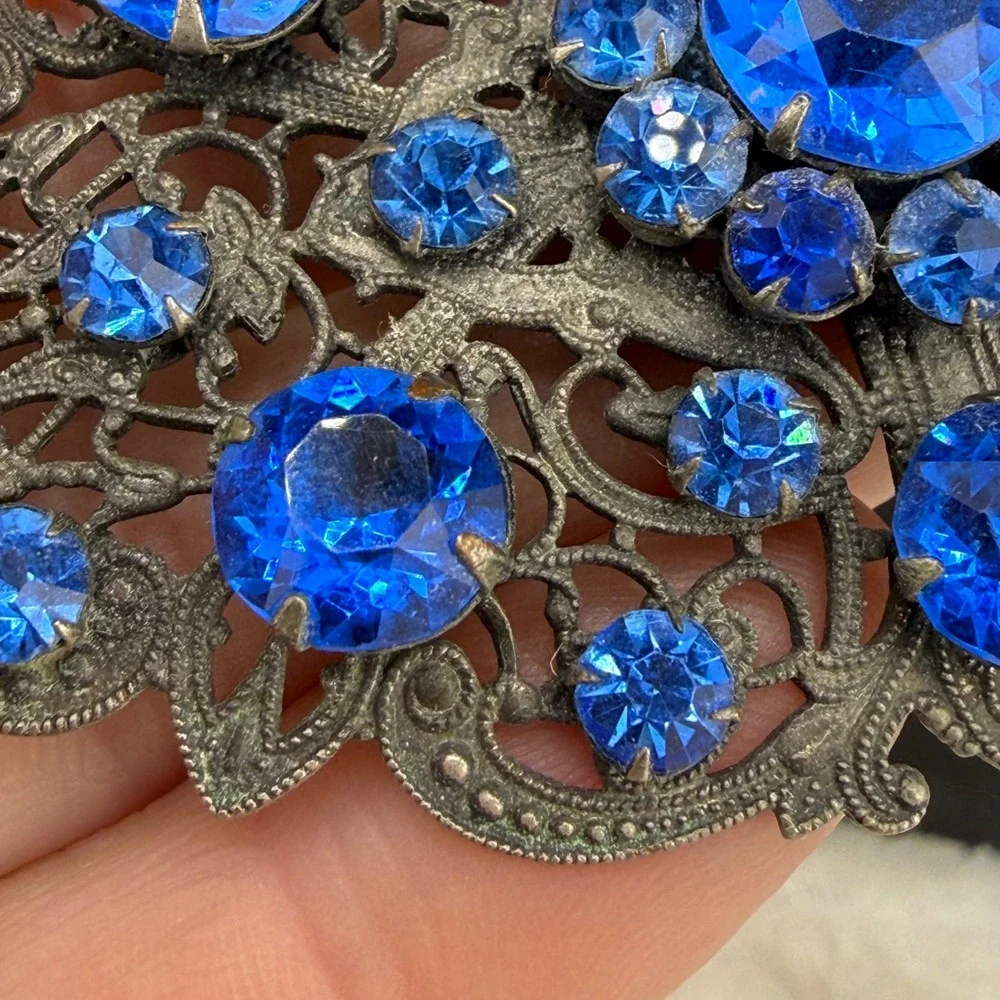Vintage Brooch Blue Rhinestone Filigree Silver Tone